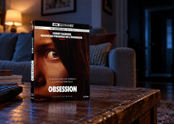 Boitier-Obsession-4K-sur-table-basse-1-350x250 Accueil