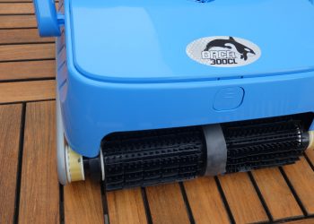 Robot de piscine ORCA 300CL, ou comment avoir une belle piscine sans se fouler
