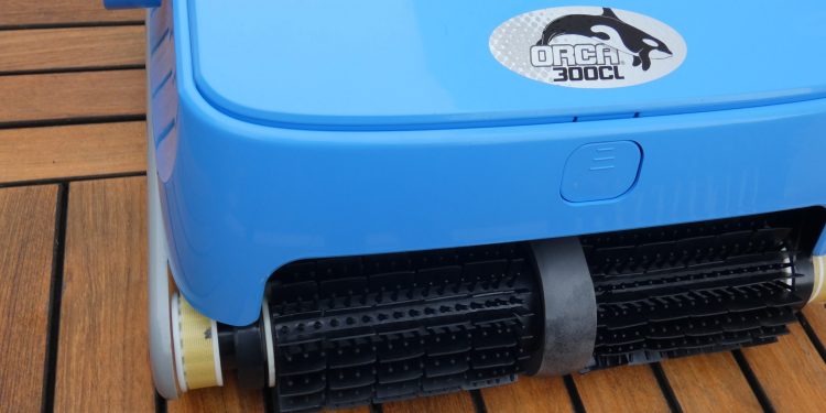 Robot de piscine ORCA 300CL, ou comment avoir une belle piscine sans se fouler
