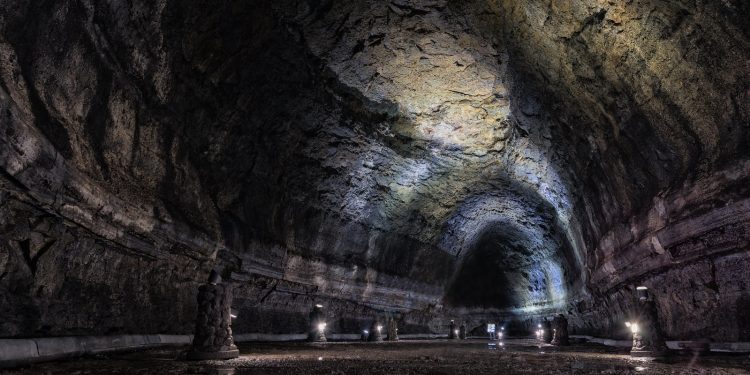 Grotte de Manjang-gul (만장굴), l’un des plus grands tunnels de lave du monde