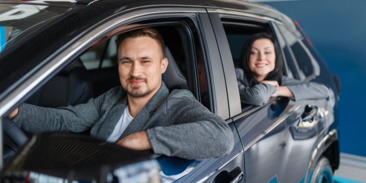 Marché automobile 2025 : pourquoi les voitures d’occasion ont-elles plus que jamais la côte ?