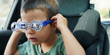Lunettes Ringo : enfin une solution crédible contre le mal des transports chez les enfants ?