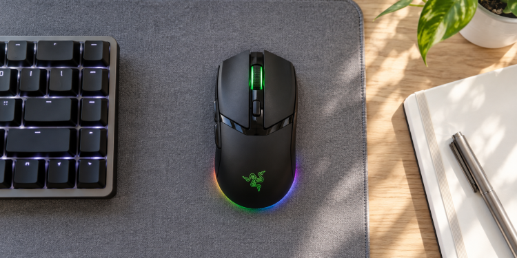 Razer Cobra Pro : avis sur une souris gaming compacte et polyvalente