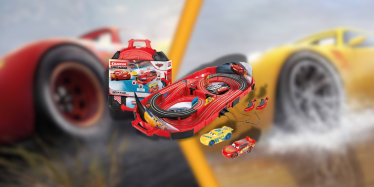 Test Carrera Disney Pixar Cars : Flash McQueen fait la course… et se range dans une mallette
